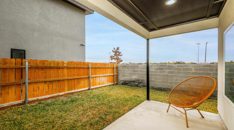 305 Deer Path Loop, LAREDO, Texas 78045, 3 Bedrooms Bedrooms, 7 Rooms Rooms,2 BathroomsBathrooms,Residential,For Rent,305 Deer Path Loop,20261524