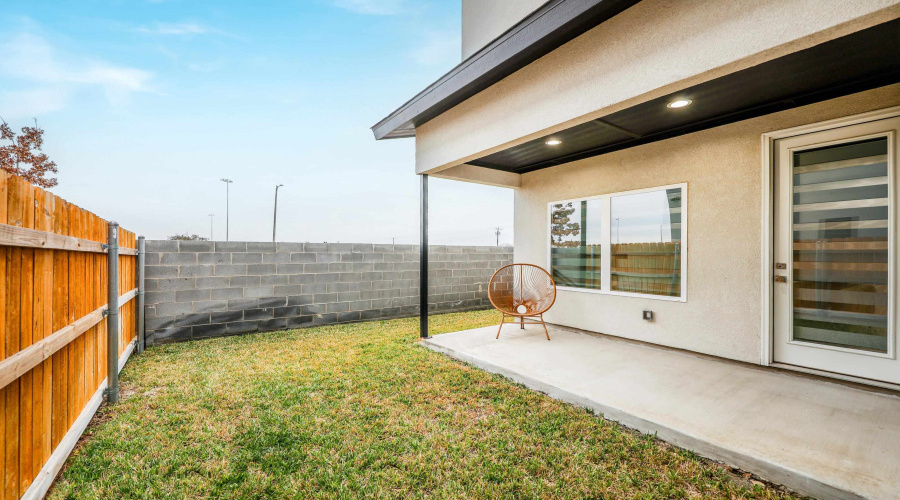 305 Deer Path Loop, LAREDO, Texas 78045, 3 Bedrooms Bedrooms, 7 Rooms Rooms,2 BathroomsBathrooms,Residential,For Rent,305 Deer Path Loop,20261524