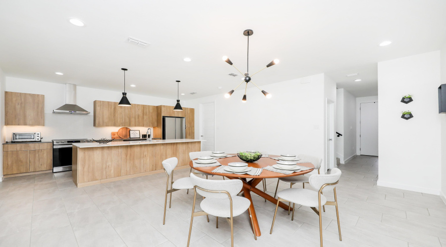 305 Deer Path Loop, LAREDO, Texas 78045, 3 Bedrooms Bedrooms, 7 Rooms Rooms,2 BathroomsBathrooms,Residential,For Rent,305 Deer Path Loop,20261524