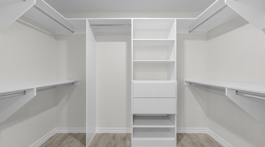 1413 Los Estribos Dr., laredo, Texas 78046, 3 Bedrooms Bedrooms, 6 Rooms Rooms,2 BathroomsBathrooms,Residential,For Sale,1413 Los Estribos Dr.,20261526