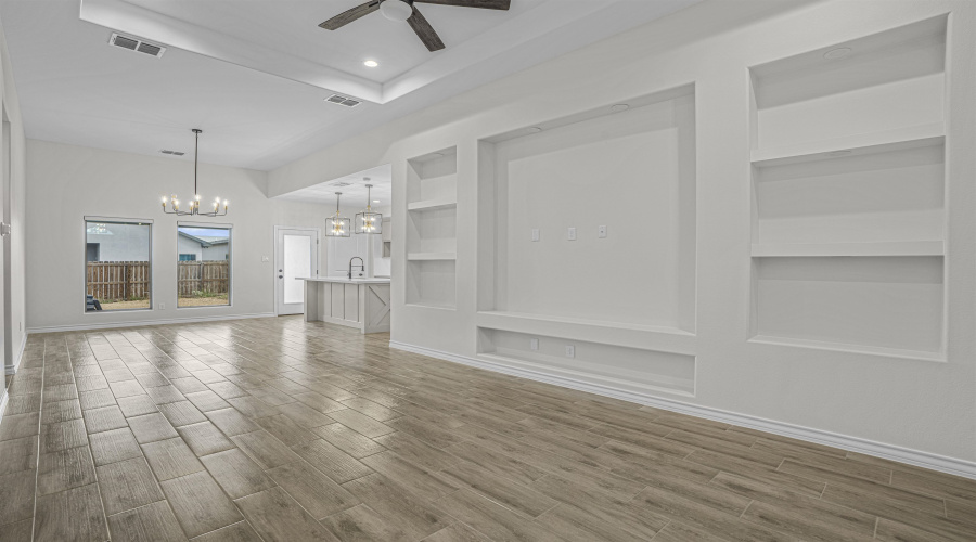 1413 Los Estribos Dr., laredo, Texas 78046, 3 Bedrooms Bedrooms, 6 Rooms Rooms,2 BathroomsBathrooms,Residential,For Sale,1413 Los Estribos Dr.,20261526