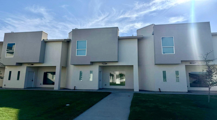 504 Gale Ct, Laredo, Texas 78041, 3 Bedrooms Bedrooms, 5 Rooms Rooms,2 BathroomsBathrooms,Residential,For Rent,504 Gale Ct,20261527