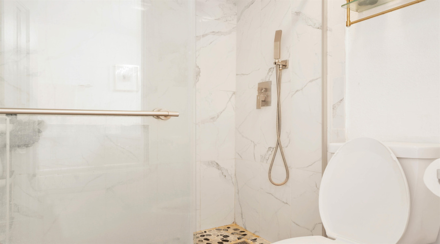 4101 Toluca St, Laredo, Texas 78046, 4 Bedrooms Bedrooms, 10 Rooms Rooms,4 BathroomsBathrooms,Residential,For Sale,4101 Toluca St,20261528