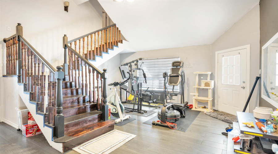 4101 Toluca St, Laredo, Texas 78046, 4 Bedrooms Bedrooms, 10 Rooms Rooms,4 BathroomsBathrooms,Residential,For Sale,4101 Toluca St,20261528