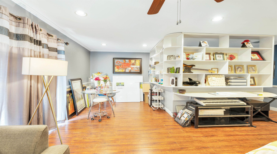 4101 Toluca St, Laredo, Texas 78046, 4 Bedrooms Bedrooms, 10 Rooms Rooms,4 BathroomsBathrooms,Residential,For Sale,4101 Toluca St,20261528