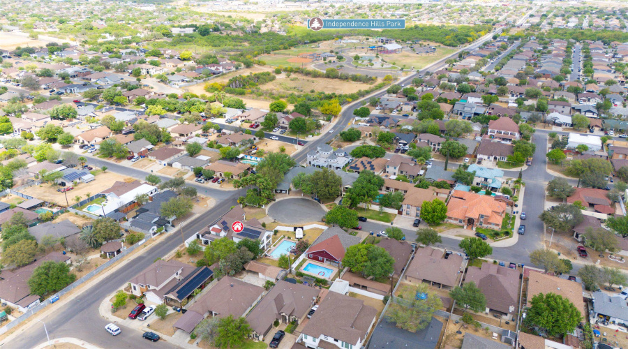 4101 Toluca St, Laredo, Texas 78046, 4 Bedrooms Bedrooms, 10 Rooms Rooms,4 BathroomsBathrooms,Residential,For Sale,4101 Toluca St,20261528