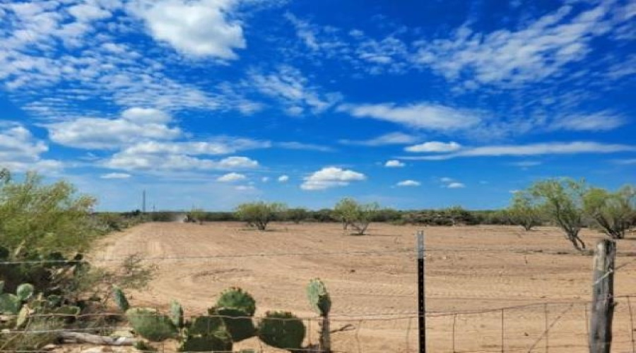 000 Sal si Puedes, Laredo, Texas 78044, ,Land,For Sale,000 Sal si Puedes,20254559