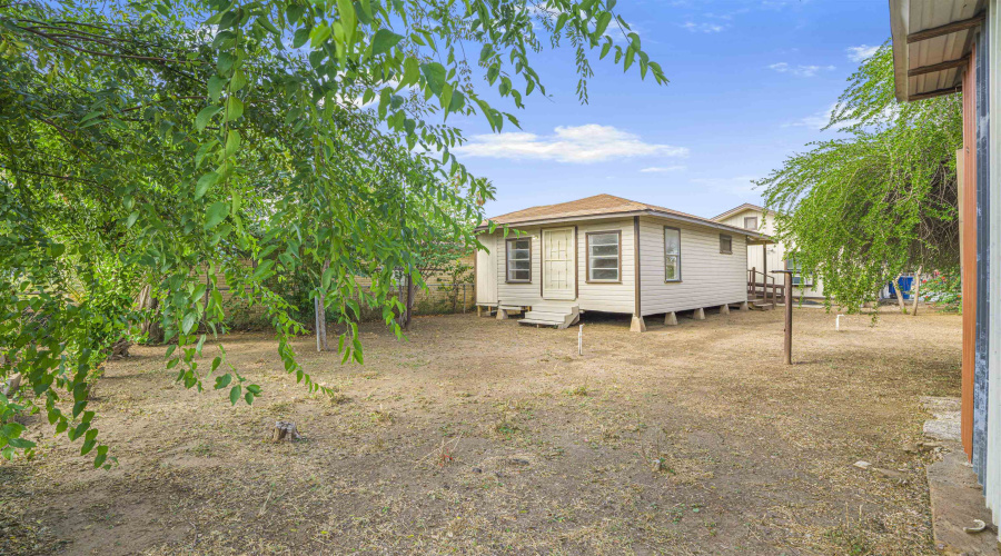 2103 Bismark St, Laredo, Texas 78043, ,Multi-family,For Sale,2103 Bismark St,20255192