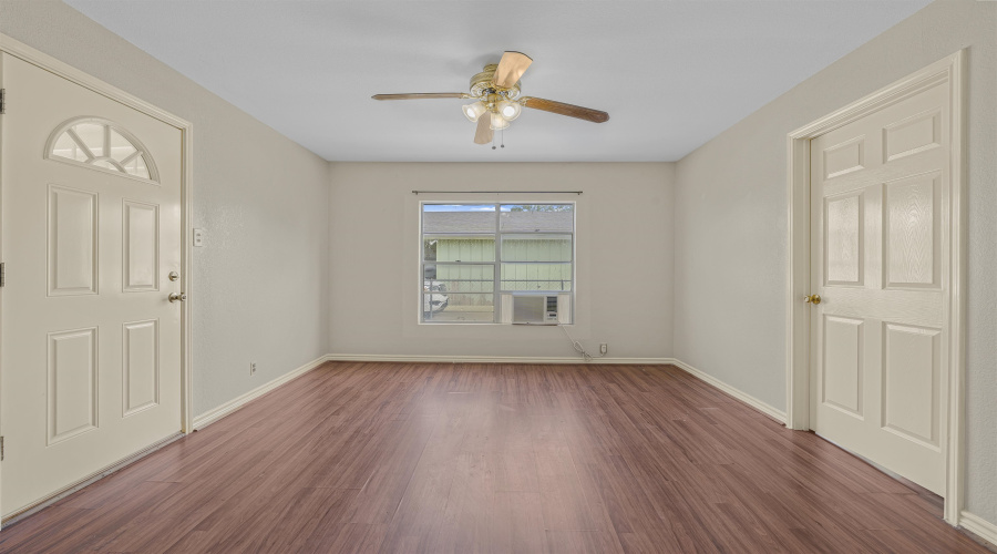 2103 Bismark St, Laredo, Texas 78043, ,Multi-family,For Sale,2103 Bismark St,20255192