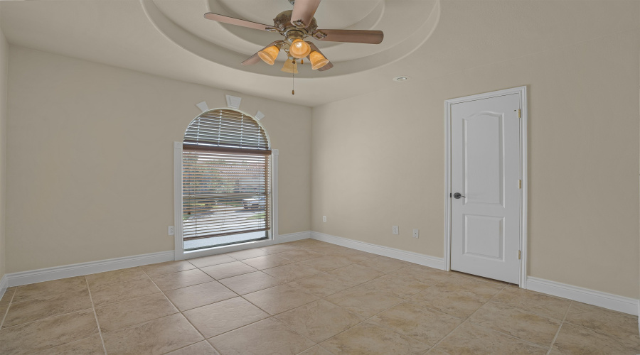 202 Lake Powell Dr, Laredo, Texas 78041, 4 Bedrooms Bedrooms, 7 Rooms Rooms,3 BathroomsBathrooms,Residential,For Sale,202 Lake Powell Dr,20254043