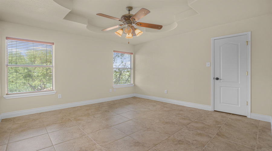 202 Lake Powell Dr, Laredo, Texas 78041, 4 Bedrooms Bedrooms, 7 Rooms Rooms,3 BathroomsBathrooms,Residential,For Sale,202 Lake Powell Dr,20254043