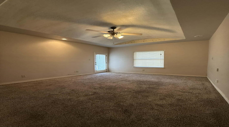 315 Baffin Bay Dr, Laredo, Texas 78041, 4 Bedrooms Bedrooms, 11 Rooms Rooms,2 BathroomsBathrooms,Residential,For Sale,315 Baffin Bay Dr,20260851