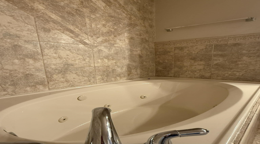 315 Baffin Bay Dr, Laredo, Texas 78041, 4 Bedrooms Bedrooms, 11 Rooms Rooms,2 BathroomsBathrooms,Residential,For Sale,315 Baffin Bay Dr,20260851