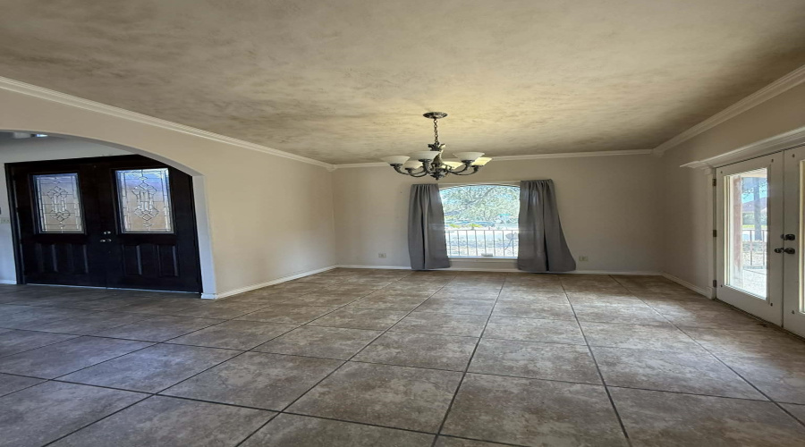 315 Baffin Bay Dr, Laredo, Texas 78041, 4 Bedrooms Bedrooms, 11 Rooms Rooms,2 BathroomsBathrooms,Residential,For Sale,315 Baffin Bay Dr,20260851