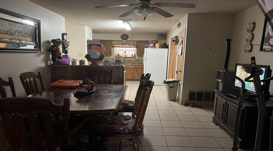519 Laredo St, Laredo, Texas 78040-2552, ,Multi-family,For Sale,519 Laredo St,20261539
