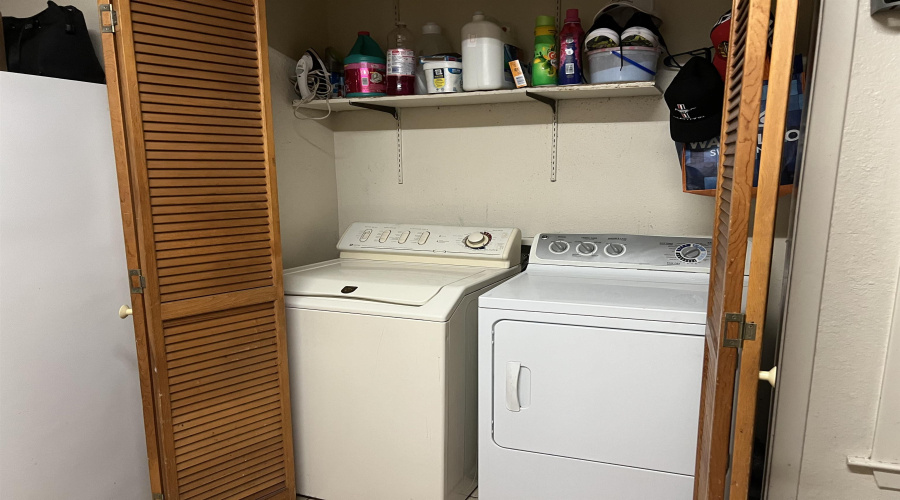 519 Laredo St, Laredo, Texas 78040-2552, ,Multi-family,For Sale,519 Laredo St,20261539