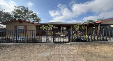 519 Laredo St, Laredo, Texas 78040-2552, ,Multi-family,For Sale,519 Laredo St,20261539