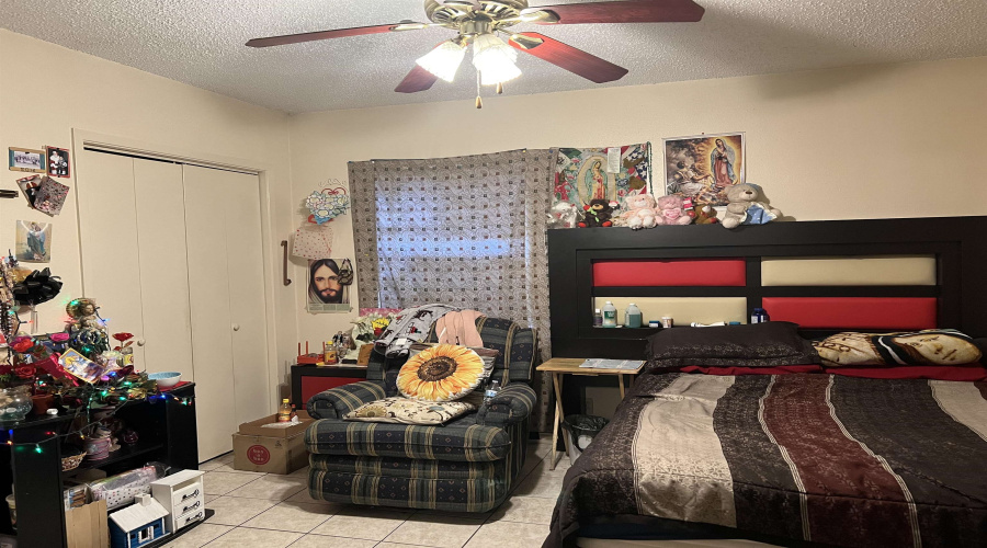 519 Laredo St, Laredo, Texas 78040-2552, ,Multi-family,For Sale,519 Laredo St,20261539