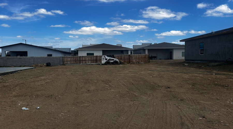 3804 Yoyis St., Laredo, Texas 78046, 4 Bedrooms Bedrooms, 5 Rooms Rooms,2 BathroomsBathrooms,Residential,For Sale,3804 Yoyis St.,20261532