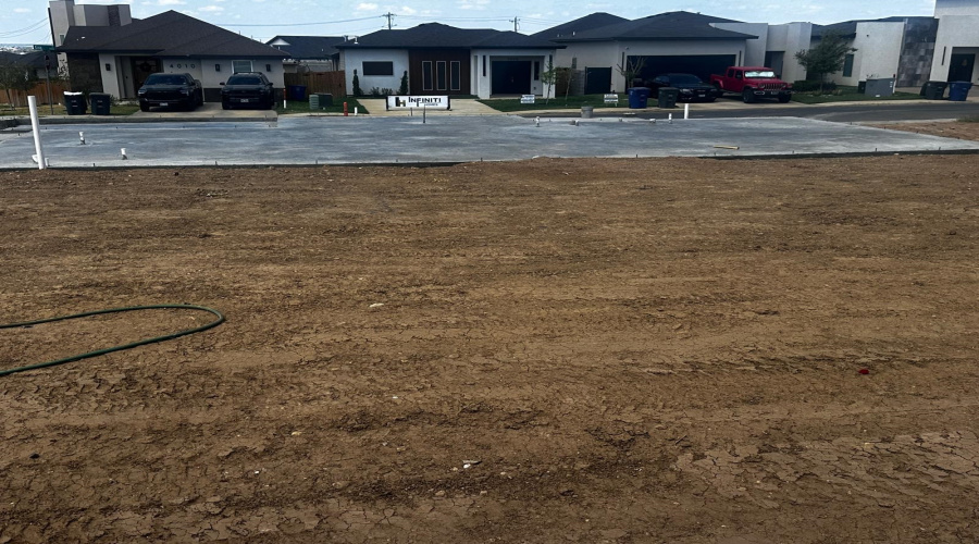 3804 Yoyis St., Laredo, Texas 78046, 4 Bedrooms Bedrooms, 5 Rooms Rooms,2 BathroomsBathrooms,Residential,For Sale,3804 Yoyis St.,20261532