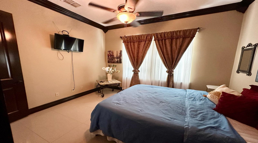 617 Cowbird Cove Ct, LAREDO, Texas 78046, 5 Bedrooms Bedrooms, 9 Rooms Rooms,4 BathroomsBathrooms,Residential,For Rent,617 Cowbird Cove Ct,20261535