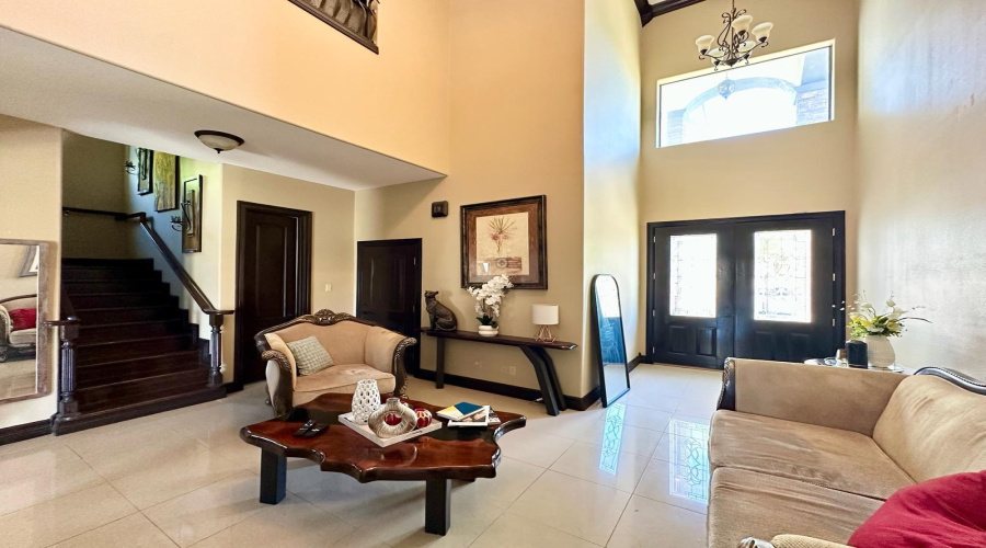 617 Cowbird Cove Ct, LAREDO, Texas 78046, 5 Bedrooms Bedrooms, 9 Rooms Rooms,4 BathroomsBathrooms,Residential,For Rent,617 Cowbird Cove Ct,20261535