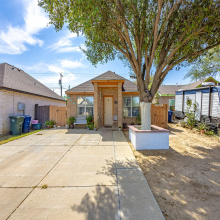 2912 Nottingham Dr, Laredo, Texas 78043, 3 Bedrooms Bedrooms, 5 Rooms Rooms,2 BathroomsBathrooms,Residential,For Sale,2912 Nottingham Dr,20261536