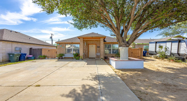 2912 Nottingham Dr, Laredo, Texas 78043, 3 Bedrooms Bedrooms, 5 Rooms Rooms,2 BathroomsBathrooms,Residential,For Sale,2912 Nottingham Dr,20261536