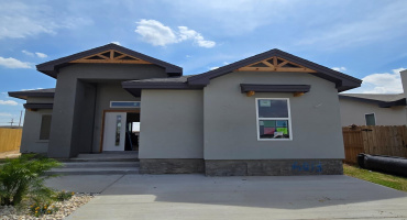 6013 Heather Loop, Laredo, Texas 78046, 3 Bedrooms Bedrooms, 5 Rooms Rooms,2 BathroomsBathrooms,Residential,For Sale,6013 Heather Loop,20261538