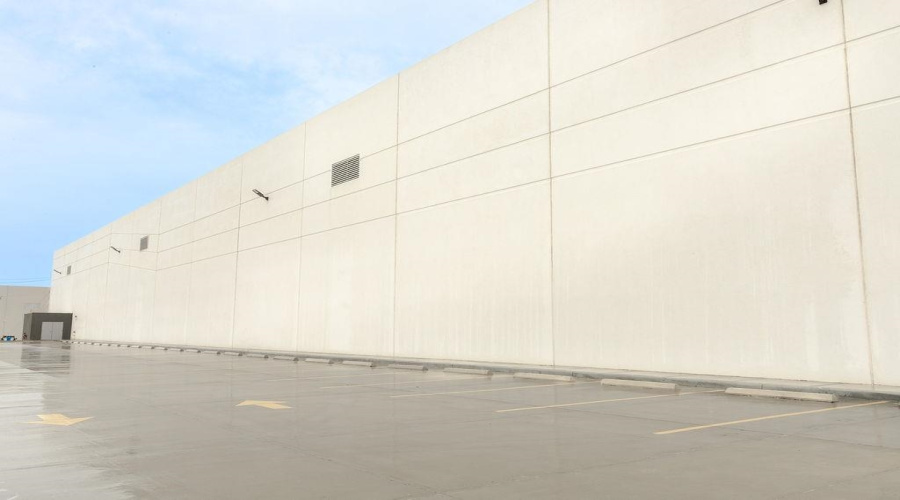 108 Ross Khaledi Rd., Laredo, Texas 78045-2514, 1 Bedroom Bedrooms, 51 Rooms Rooms,4 BathroomsBathrooms,Commercial/industrial,For Rent,108 Ross Khaledi Rd.,20252877