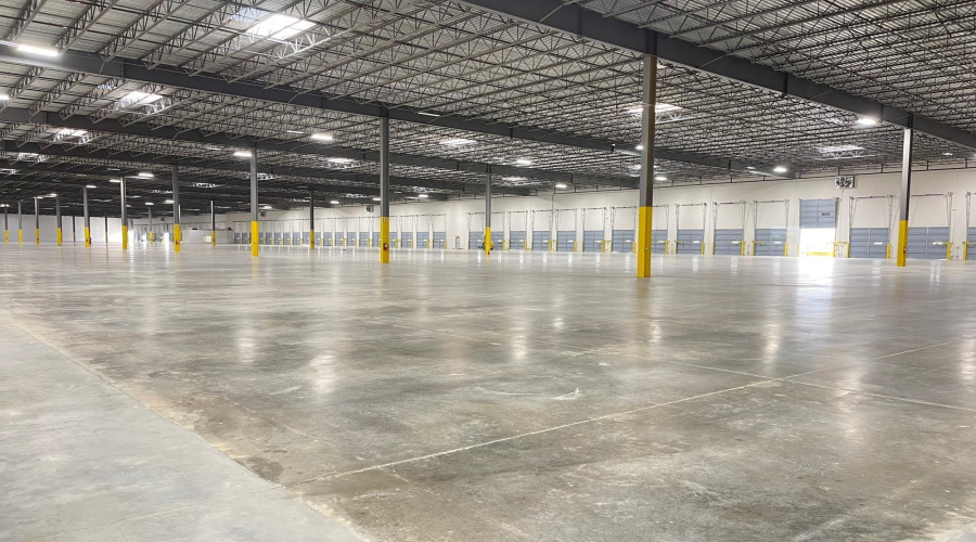 108 Ross Khaledi Rd., Laredo, Texas 78045-2514, 1 Bedroom Bedrooms, 51 Rooms Rooms,4 BathroomsBathrooms,Commercial/industrial,For Rent,108 Ross Khaledi Rd.,20252877