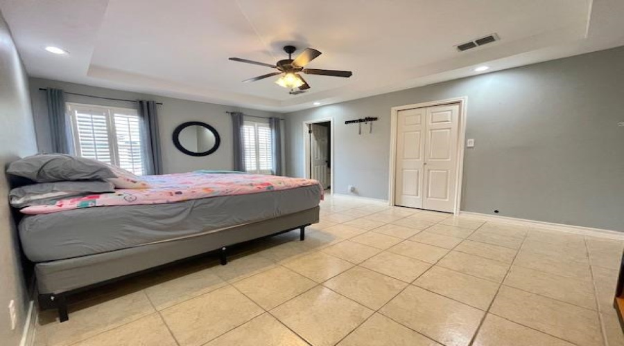 601 Marsh Ln, LAREDO, Texas 78045, 3 Bedrooms Bedrooms, 7 Rooms Rooms,4 BathroomsBathrooms,Residential,For Sale,601 Marsh Ln,20261544