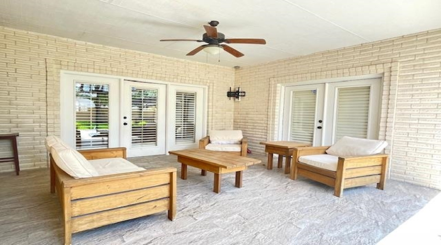 601 Marsh Ln, LAREDO, Texas 78045, 3 Bedrooms Bedrooms, 7 Rooms Rooms,4 BathroomsBathrooms,Residential,For Sale,601 Marsh Ln,20261544