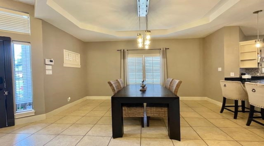 601 Marsh Ln, LAREDO, Texas 78045, 3 Bedrooms Bedrooms, 7 Rooms Rooms,4 BathroomsBathrooms,Residential,For Sale,601 Marsh Ln,20261544