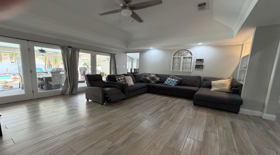 1422 Palmer Dr, Laredo, Texas 78045, 3 Bedrooms Bedrooms, 6 Rooms Rooms,2 BathroomsBathrooms,Residential,For Sale,1422 Palmer Dr,20261545