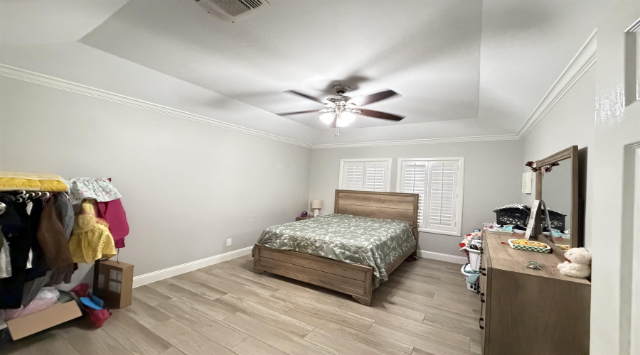 1422 Palmer Dr, Laredo, Texas 78045, 3 Bedrooms Bedrooms, 6 Rooms Rooms,2 BathroomsBathrooms,Residential,For Sale,1422 Palmer Dr,20261545