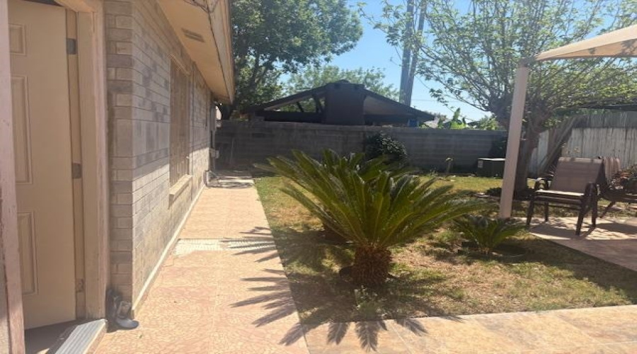 8704 Yucatan Lp, Laredo, Texas 78045, 3 Bedrooms Bedrooms, 7 Rooms Rooms,2 BathroomsBathrooms,Residential,For Sale,8704 Yucatan Lp,20261546