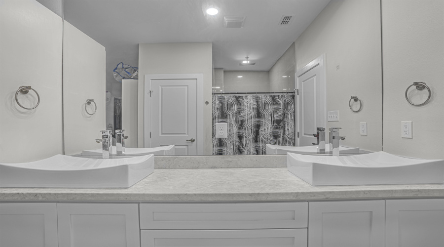 1708 Fresnillo Dr., laredo, Texas 78046, 3 Bedrooms Bedrooms, 5 Rooms Rooms,2 BathroomsBathrooms,Residential,For Sale,1708 Fresnillo Dr.,20261547