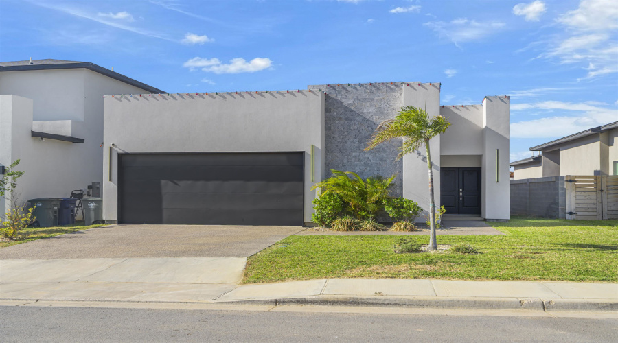 1708 Fresnillo Dr., laredo, Texas 78046, 3 Bedrooms Bedrooms, 5 Rooms Rooms,2 BathroomsBathrooms,Residential,For Sale,1708 Fresnillo Dr.,20261547