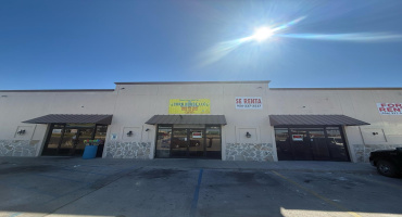 3917 Jaime Zapata Memorial Hwy, Laredo, Texas 78043, 1 Room Rooms,1 BathroomBathrooms,Commercial retail/office,For Rent,3917 Jaime Zapata Memorial Hwy,20261553