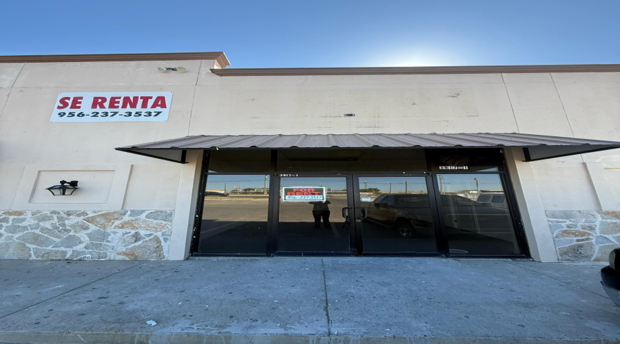 3917 Jaime Zapata Memorial Hwy, Laredo, Texas 78043, 1 Room Rooms,1 BathroomBathrooms,Commercial retail/office,For Rent,3917 Jaime Zapata Memorial Hwy,20261553