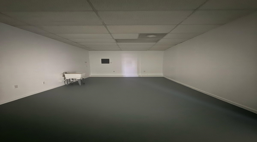 3917 Jaime Zapata Memorial Hwy, Laredo, Texas 78043, 1 Room Rooms,1 BathroomBathrooms,Commercial retail/office,For Rent,3917 Jaime Zapata Memorial Hwy,20261553