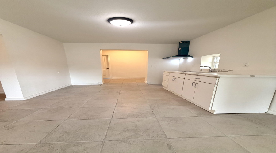 2204 Camp Street, Laredo, Texas 78040, 2 Bedrooms Bedrooms, 4 Rooms Rooms,1 BathroomBathrooms,Residential,For Sale,2204 Camp Street,20261548