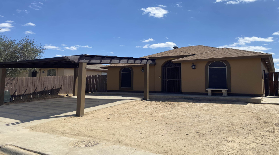 3903 Feather Ct, LAREDO, Texas 78043, 3 Bedrooms Bedrooms, 6 Rooms Rooms,2 BathroomsBathrooms,Residential,For Sale,3903 Feather Ct,20261550