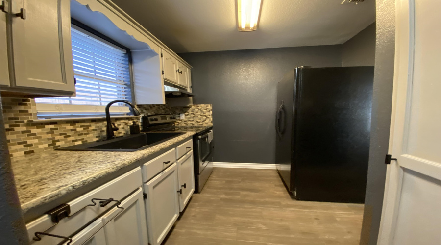 3903 Feather Ct, LAREDO, Texas 78043, 3 Bedrooms Bedrooms, 6 Rooms Rooms,2 BathroomsBathrooms,Residential,For Sale,3903 Feather Ct,20261550