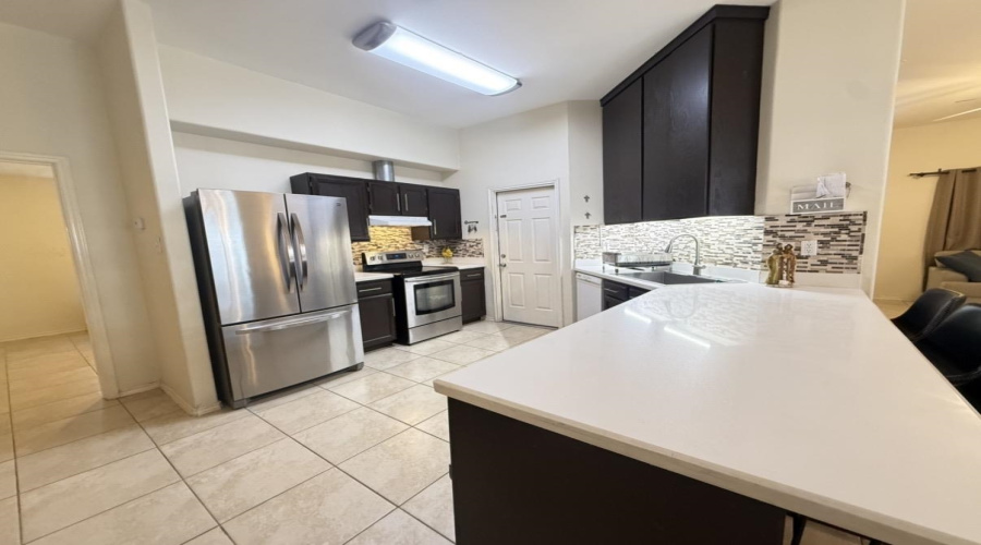 2128 Lima Lp, Laredo, Texas 78045, 3 Bedrooms Bedrooms, 5 Rooms Rooms,2 BathroomsBathrooms,Residential,For Sale,2128 Lima Lp,20261551