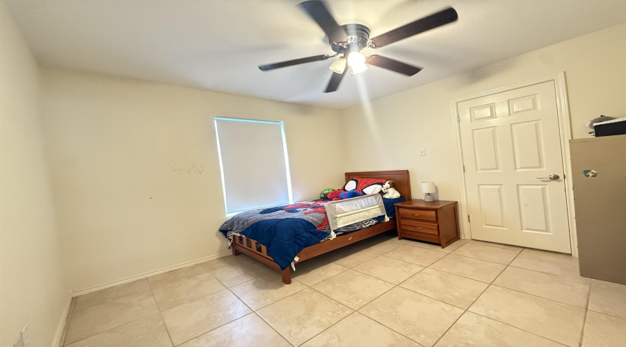 2128 Lima Lp, Laredo, Texas 78045, 3 Bedrooms Bedrooms, 5 Rooms Rooms,2 BathroomsBathrooms,Residential,For Sale,2128 Lima Lp,20261551