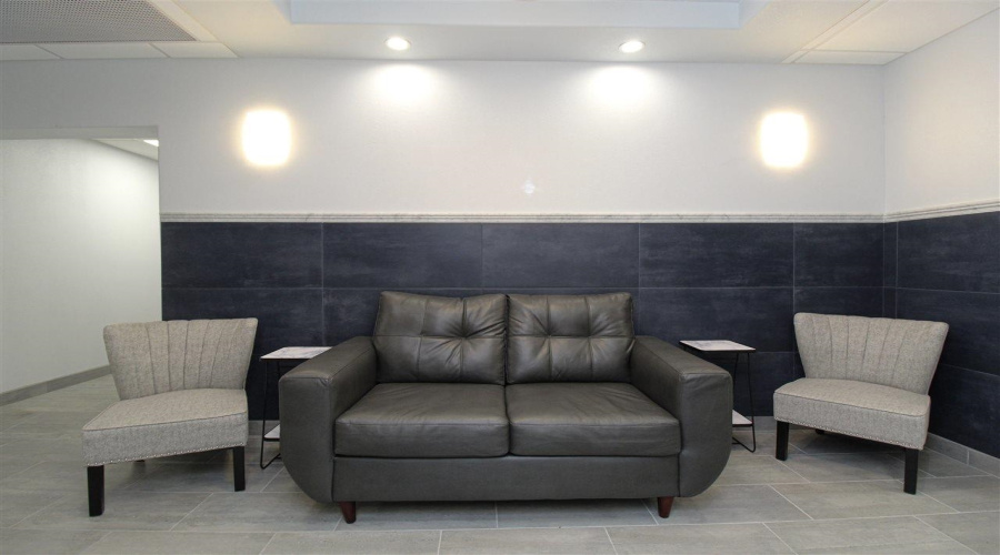 900 Hillside Rd, LAREDO, Texas 78041, 21 Rooms Rooms,2 BathroomsBathrooms,Commercial retail/office,For Rent,900 Hillside Rd,20261557