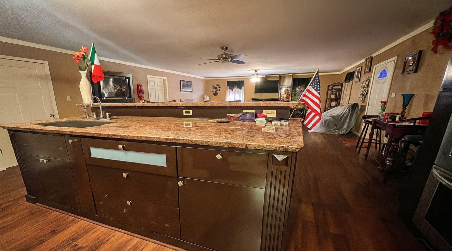 134 Ceniso Lp, Zapata, Texas 78076, 2 Bedrooms Bedrooms, 4 Rooms Rooms,2 BathroomsBathrooms,Residential,For Sale,134 Ceniso Lp,20254236