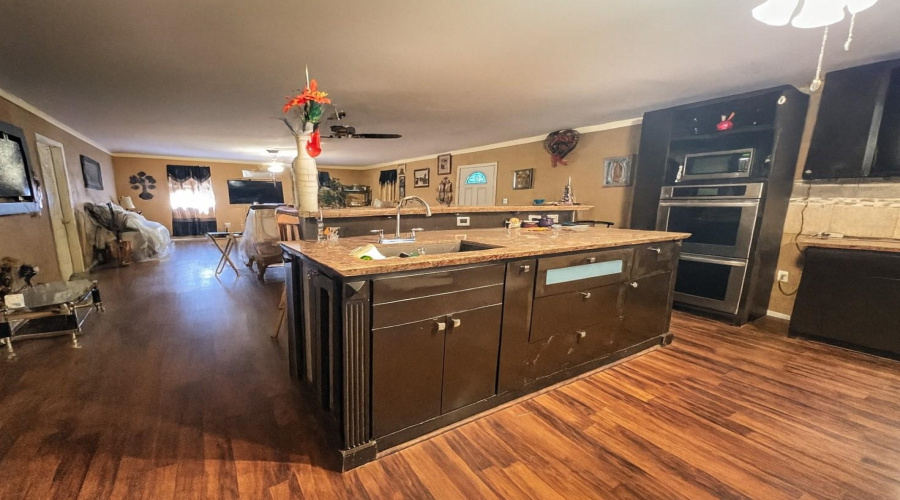 134 Ceniso Lp, Zapata, Texas 78076, 2 Bedrooms Bedrooms, 4 Rooms Rooms,2 BathroomsBathrooms,Residential,For Sale,134 Ceniso Lp,20254236